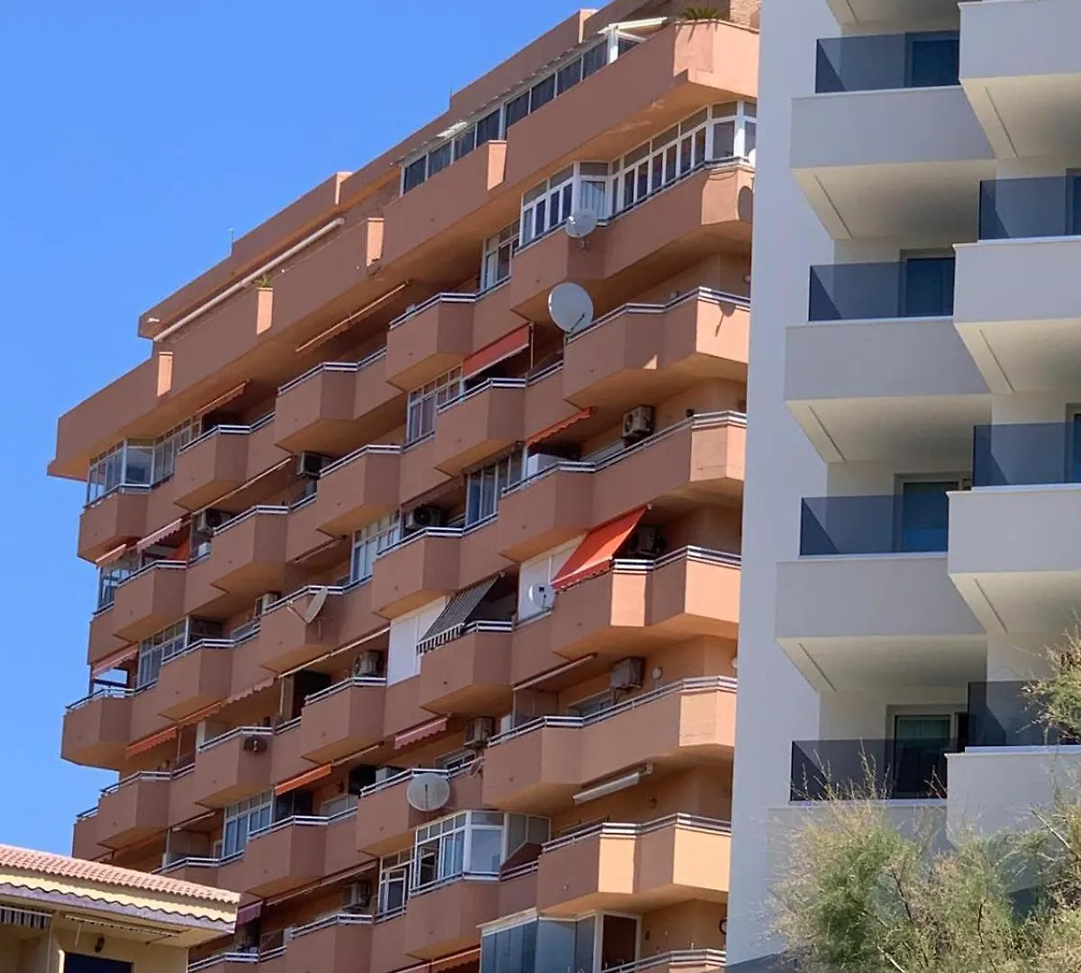 דירות פואנגירולה Santa Monica ספרד